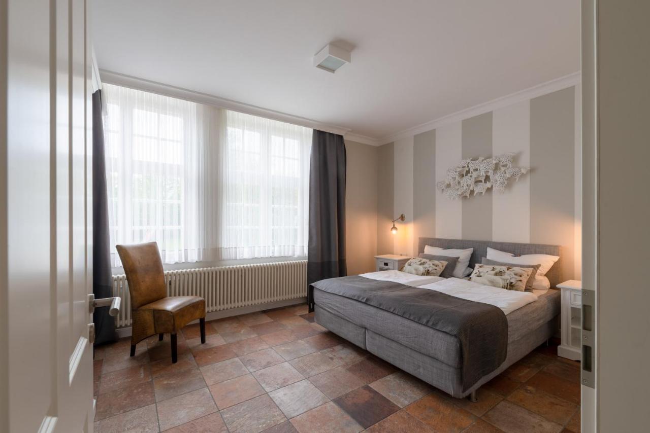 Alte Schule Unter Reet- Klassenzimmer Tumlauer Koog Buitenkant foto